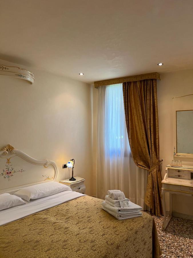 Venice Inn מראה חיצוני תמונה