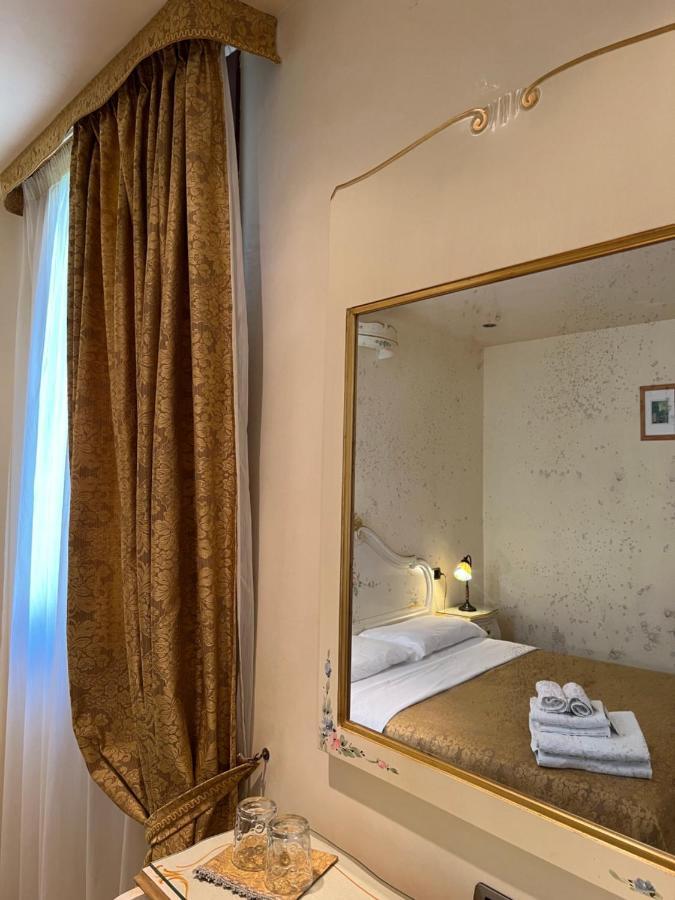 Venice Inn מראה חיצוני תמונה