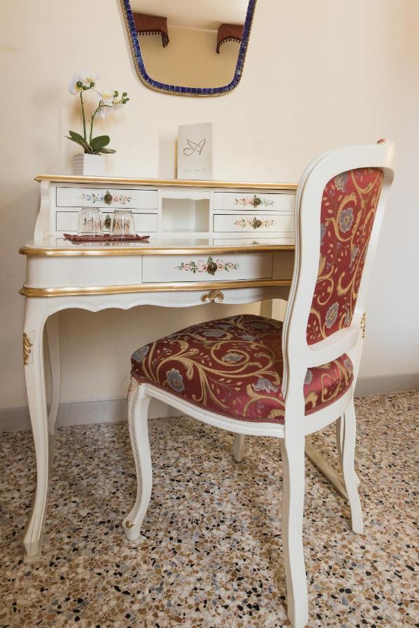 Venice Inn מראה חיצוני תמונה